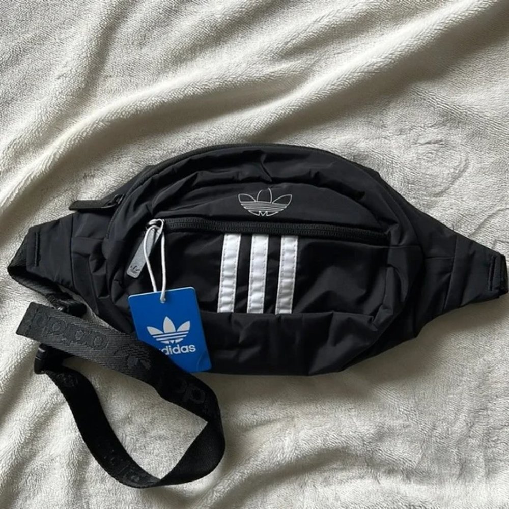 Adidas 3 Stripes waist Pack (BNWT) - Picture 6 of 9